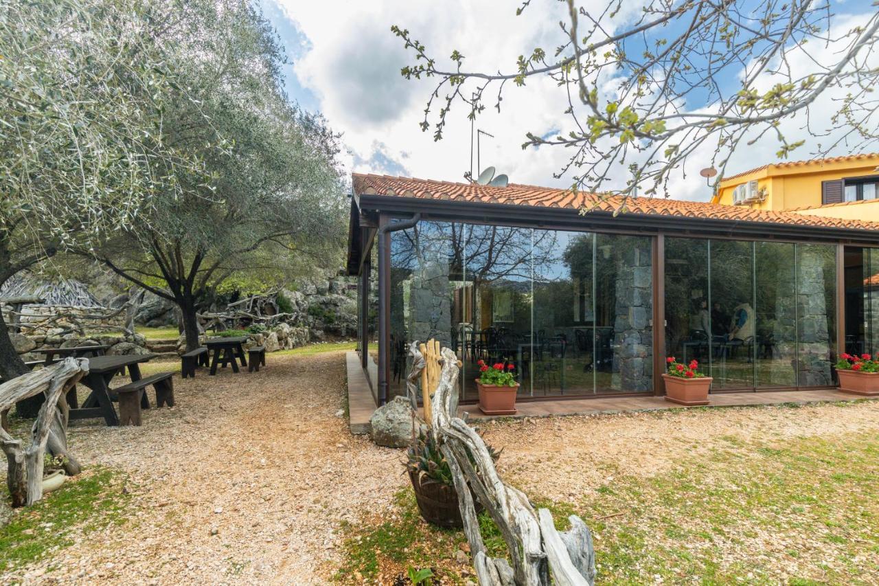 Il Rifugio Casa de hóspedes Baunei Exterior foto